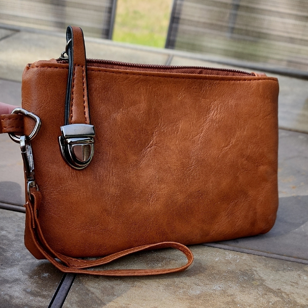 4-Bag Set Vegan Leather is NWOT | 2 Free Thrillies | Super Functional, Versatile - Picture 12 of 15